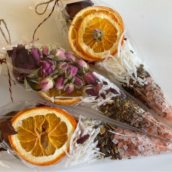 Stop & smell the roses simmer pot mix. - Picture 4 of 4